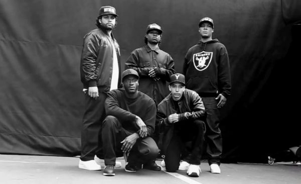 Anonymous se lanza en contra de WikiLeaks - HonduBlog.CoM - Jansel.Me